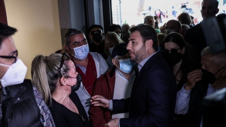 Εκλογές ΠΑΣΟΚ: 179.005 πολίτες ψήφισαν για την αλλαγή ονόματος